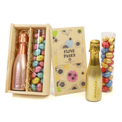 Prosecco en paaseitjes in geschenkdoos